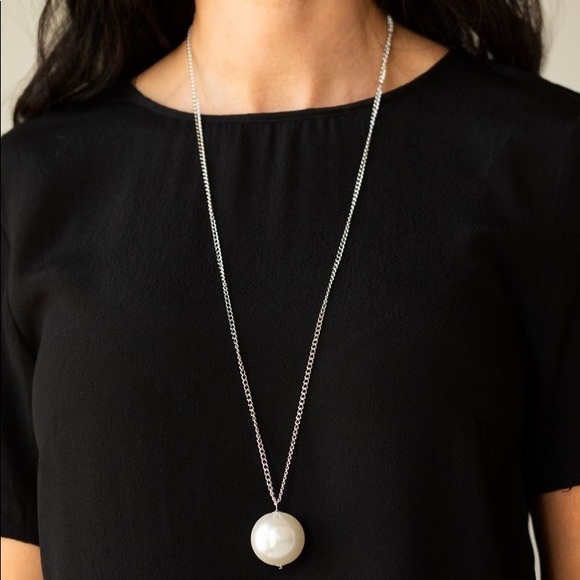 ✨3 for $10✨ Pearl necklace